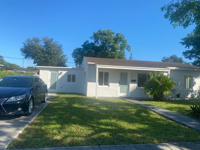 Photo - 1375 NW 84th Ter Unit A