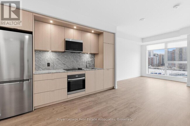 Photo - 25 Cordova Ave Unit 808