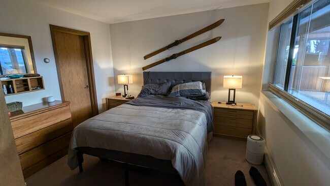 335 Ski Way Unit Burgundy Hill Unit 313