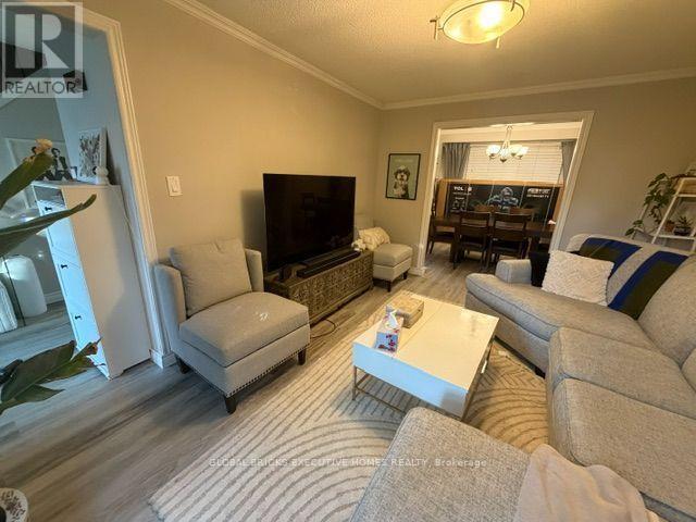 Photo - 3232 Ulman Rd