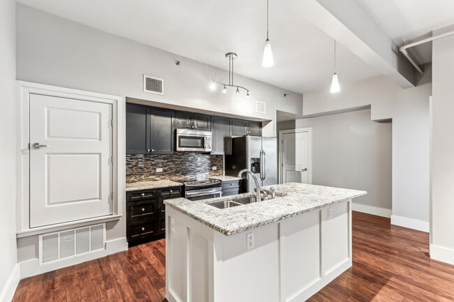 Photo - 1000 Lipscomb St Unit 308