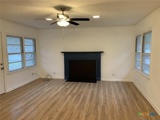 Photo - 1119 N 8th St