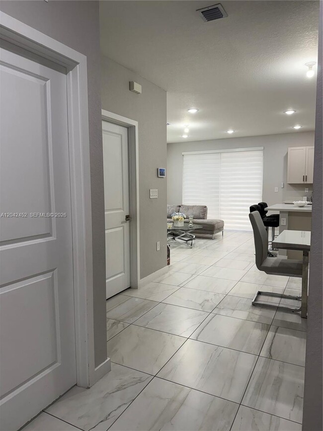 Photo - 1034 SE 23rd Terrace