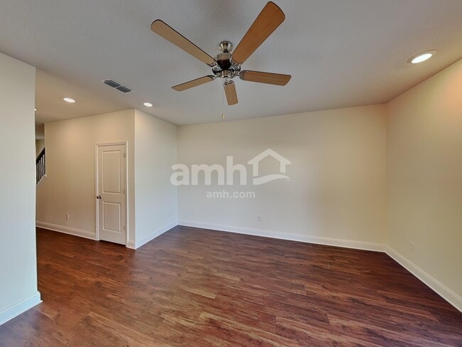 Photo - 11499 Hillside Dr