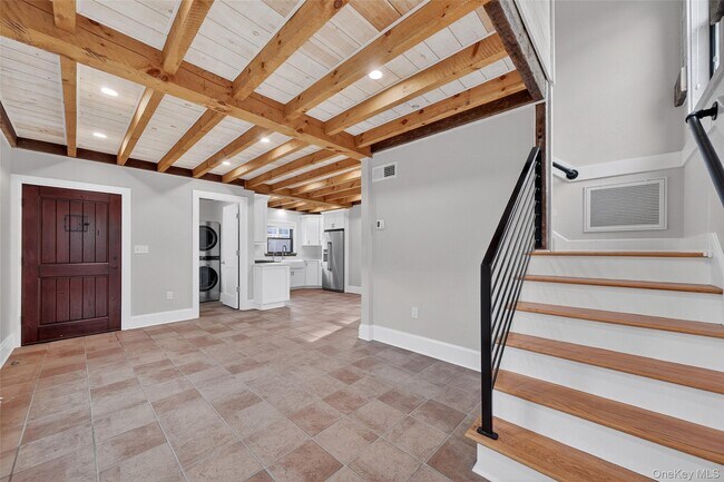 Photo - 52 Ackerman St