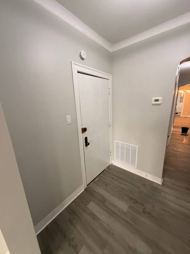 Photo - 8434 S Drexel Ave Unidad 8434 s Drexel apt3