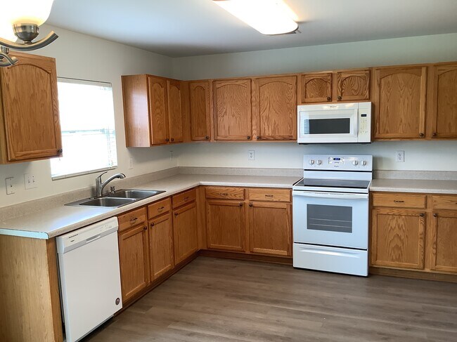 Photo - 8834 Kirkville Ln