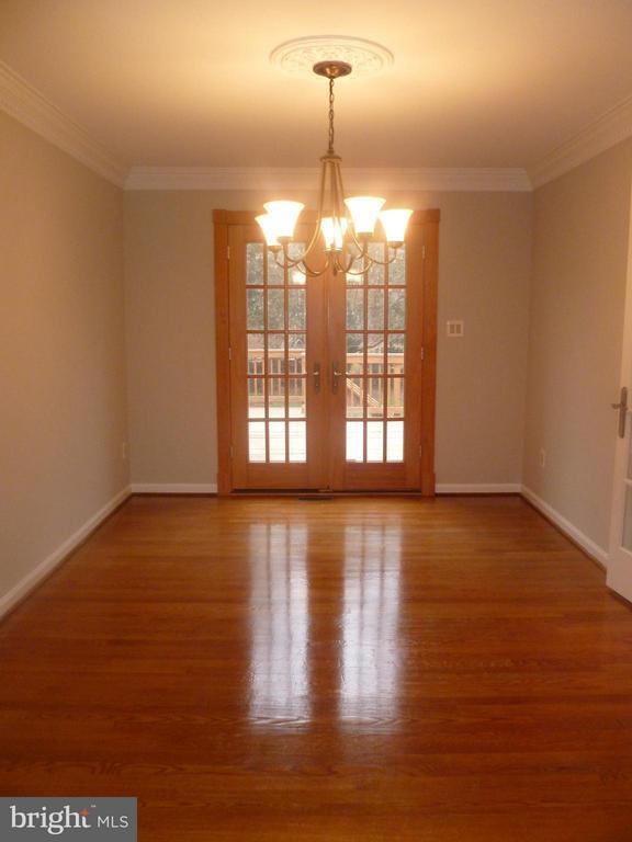 Photo - 7115 Warbler Ln