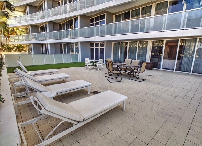 Photo - 3101 Bayshore Dr Unit 506