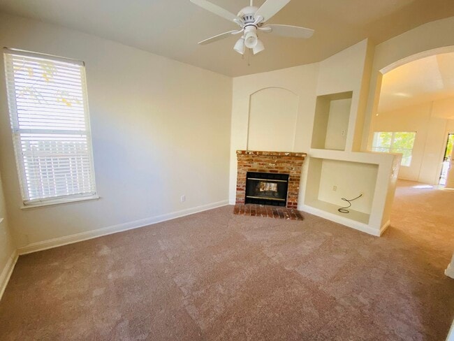 8275 Glencannon Way