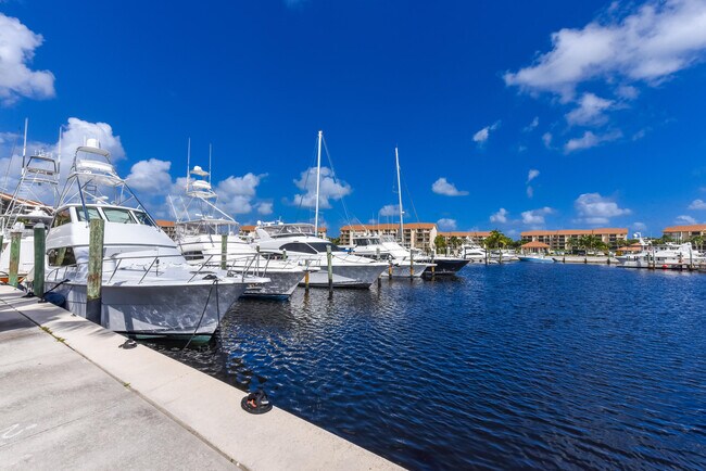Photo - 2401 Marina Isle Way Unit 405