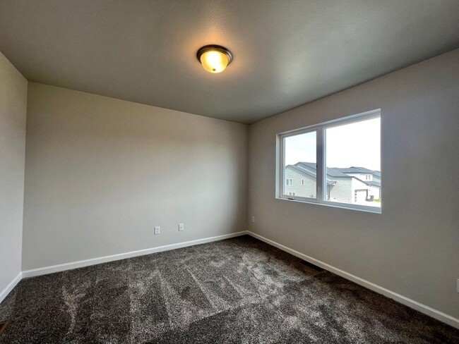 Photo - 4 Bed | 2 Bath | 2 Stall Garage | Single Family Home