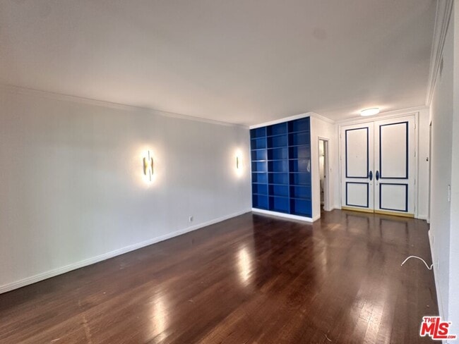 Photo - 1131 Alta Loma Rd Unit 208