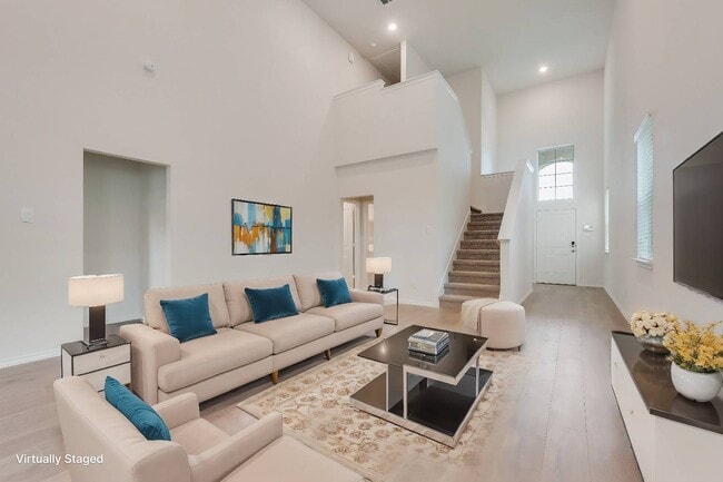 Photo - 2014 Crested Jay Dr