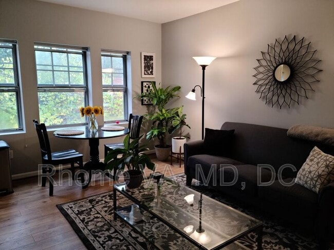 Photo - 1720 Queens Ln Unit 3-170