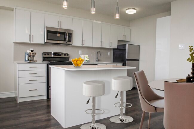 Building Photo - 200 Balliol St