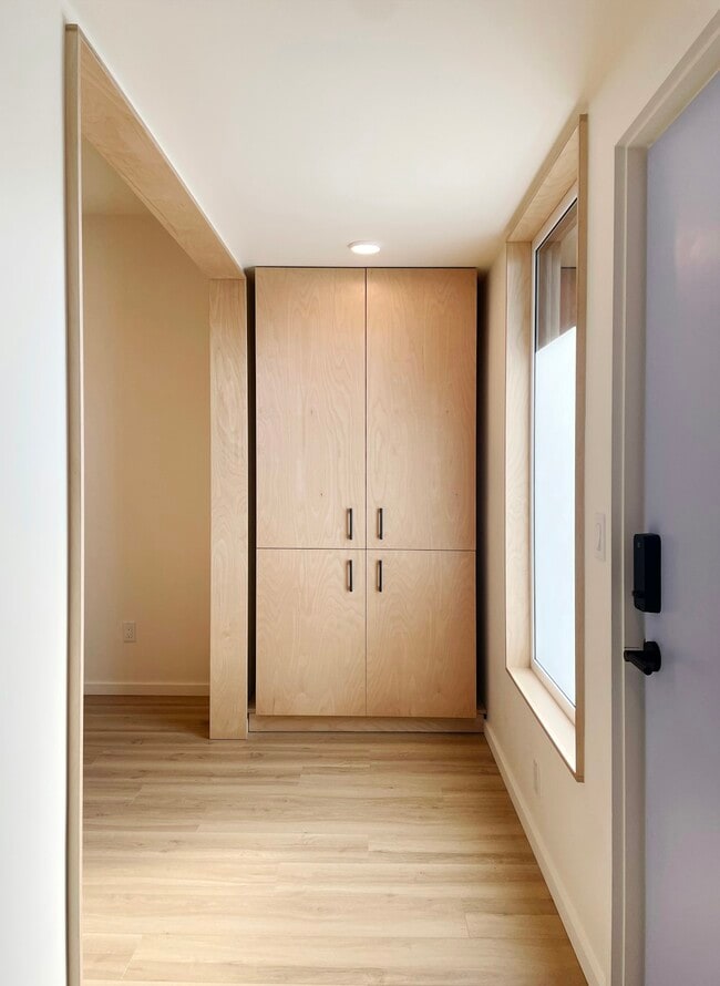 Photo - 1614 6th Ave Unit 203