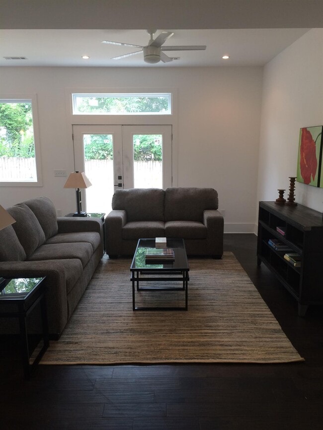 Photo - 1300 Brick Church Pike