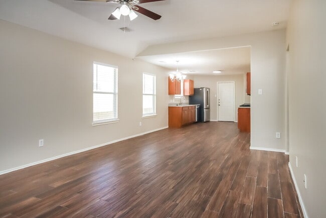 Photo - 4435 Plumeria Ave