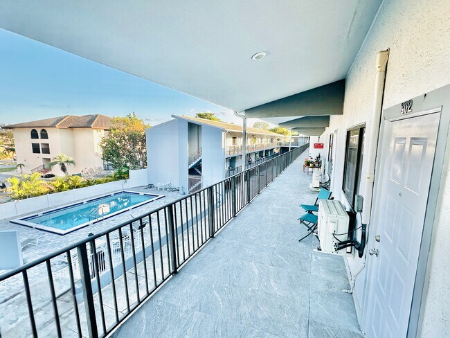 Photo - 826 Wiggins Pass Rd