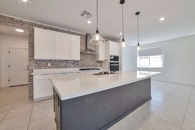 Photo - 10937 Parsley Ave