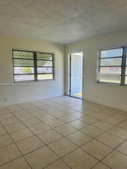 Photo - 5649 SW 27th St Unit 1