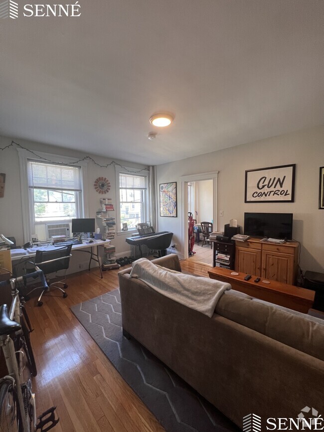 Building Photo - 20 Langdon St Unit 9 Rental