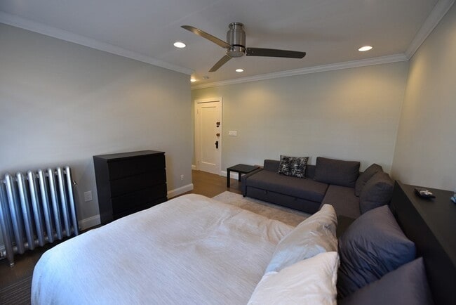 Photo - 31 Queensberry St Unit 21