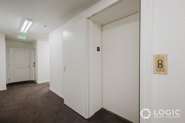 Photo - 1044 E 400 S