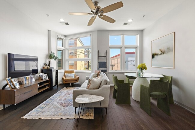 Photo - 1100 Adams St Unit 405