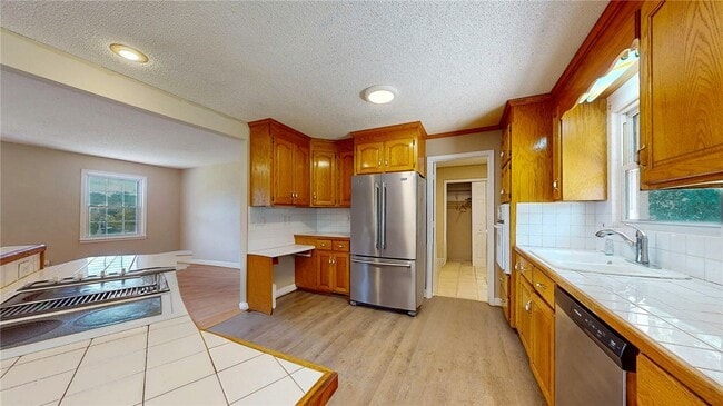 Photo - 10695 Clemson Blvd