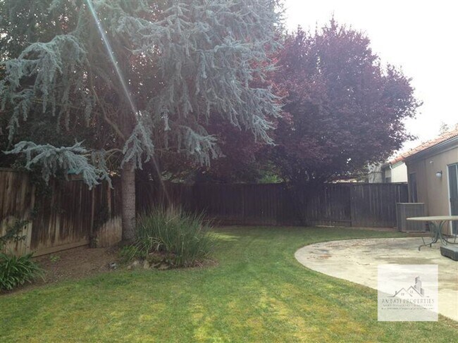 Photo - Beautiful Woodward Lake home on a large corner lot.