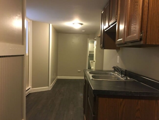 Photo - AVAILABLE SEPTEMBER 1st - 1 Bed 1 Bath Efficiency Apt across from Portland Square Park Unit #3