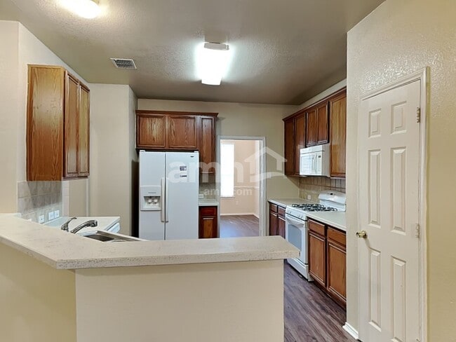 Photo - 1821 Cartman Rd