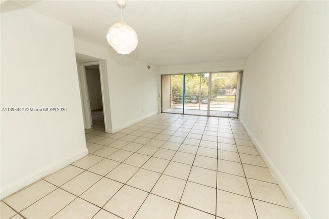 Photo - 4235 N University Dr Unit 205
