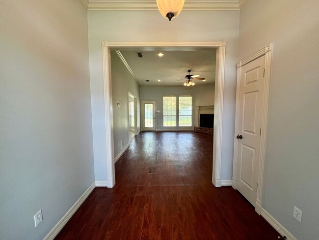 Photo - 16780 Terrebone Dr.