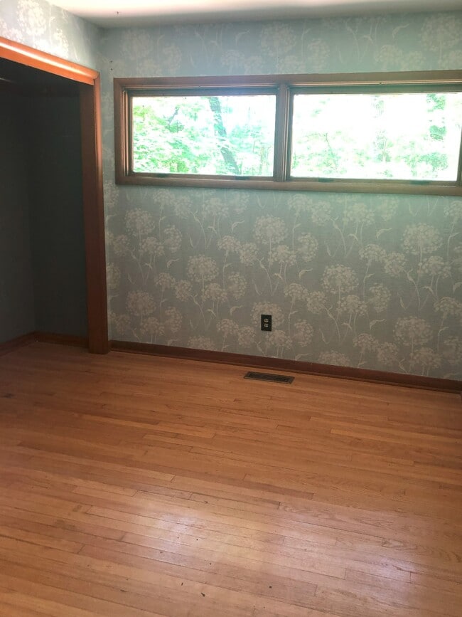 Photo - 1784 Crestmont Dr