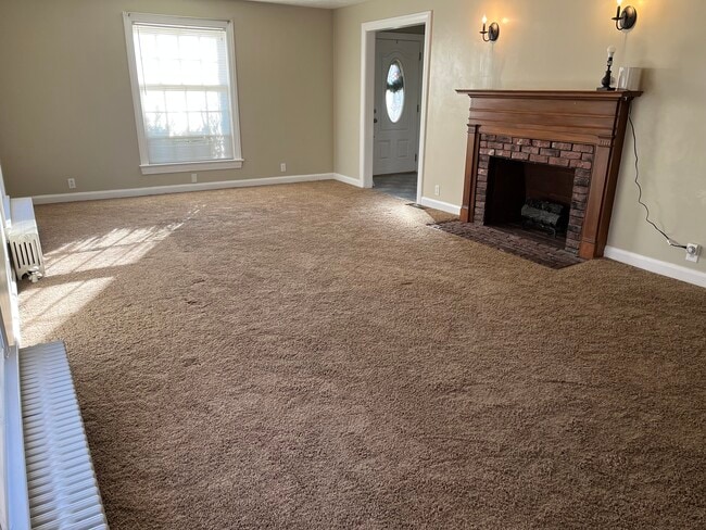 Sala de estar - 34 Shadyside Dr