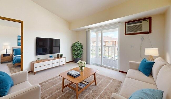 Building Photo - West River at Dickinson Rental