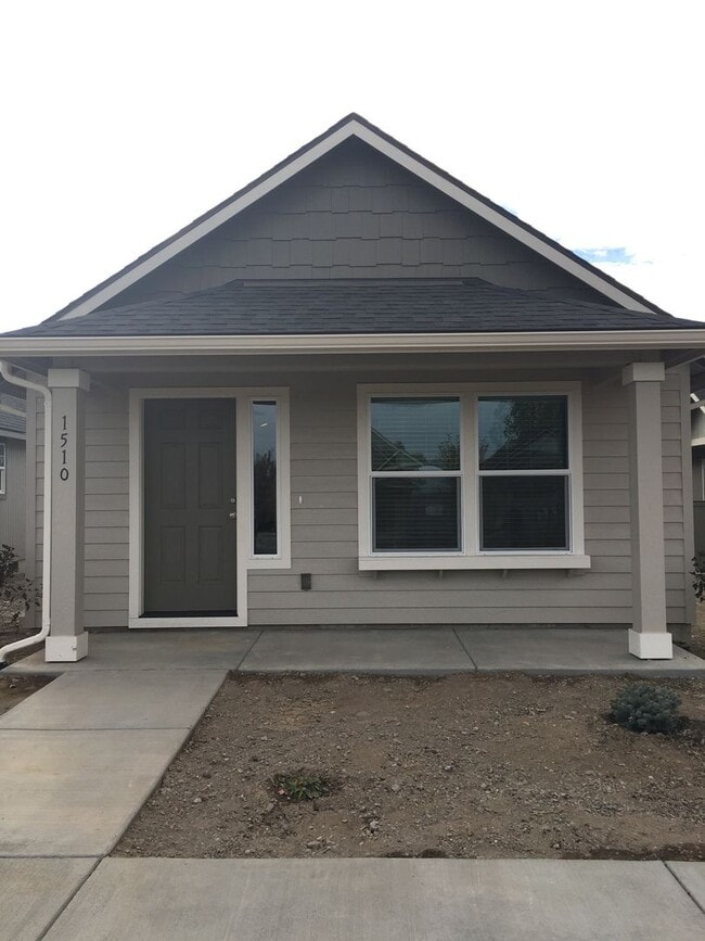 Photo - 2 Bedroom 1 Bath Cottage in SW Redmond