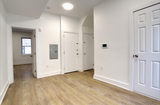 Photo - 517 Willow Ave Unit 3R