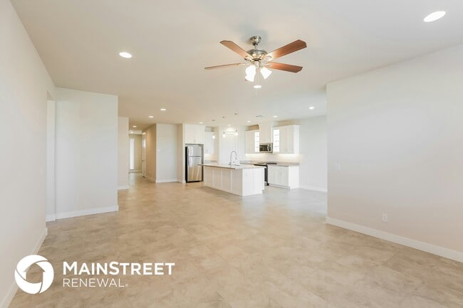 Photo - 8708 S 69th Dr