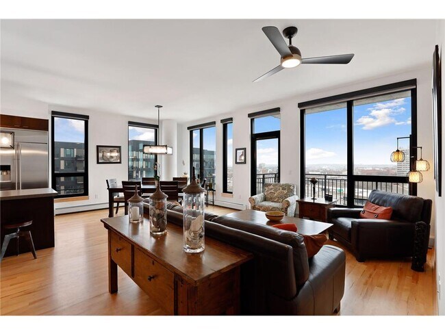 Building Photo - 1240 S 2nd St Unit 1305