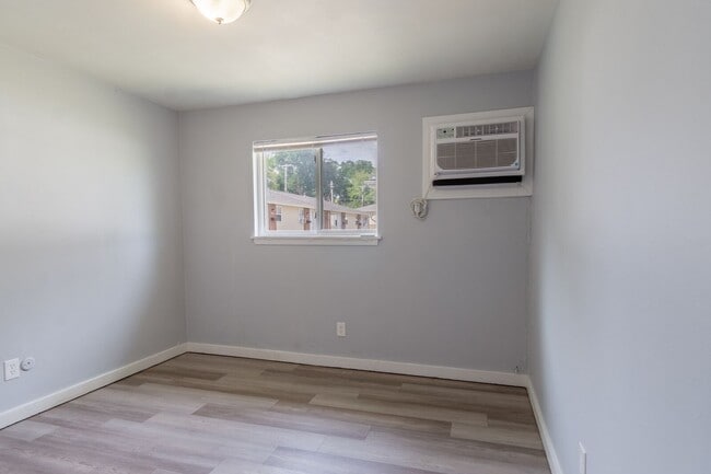 Photo - One Forty Flats