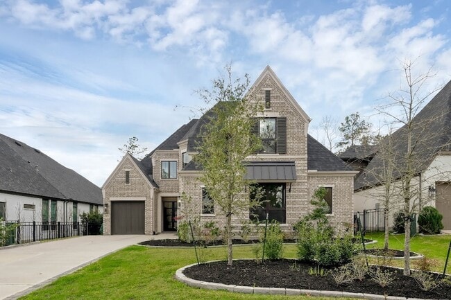 Photo - 212 S Empress Grn Pl