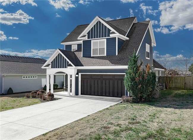 Photo - 442 SW Glover St