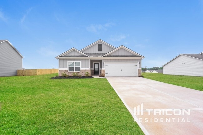 Photo - 1017 Claas Wy House