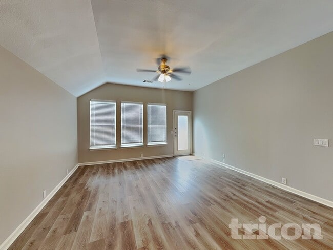 Photo - 227 Bison Meadow Dr