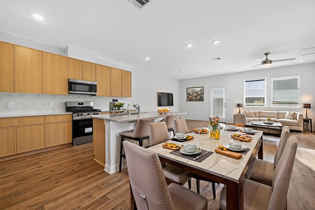 Photo - 3518 Blue Mockingbird St