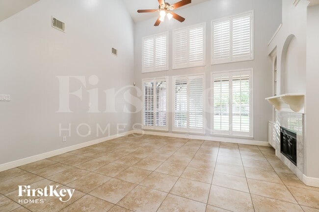 Photo - 2407 Spanish Oak Hill Ct
